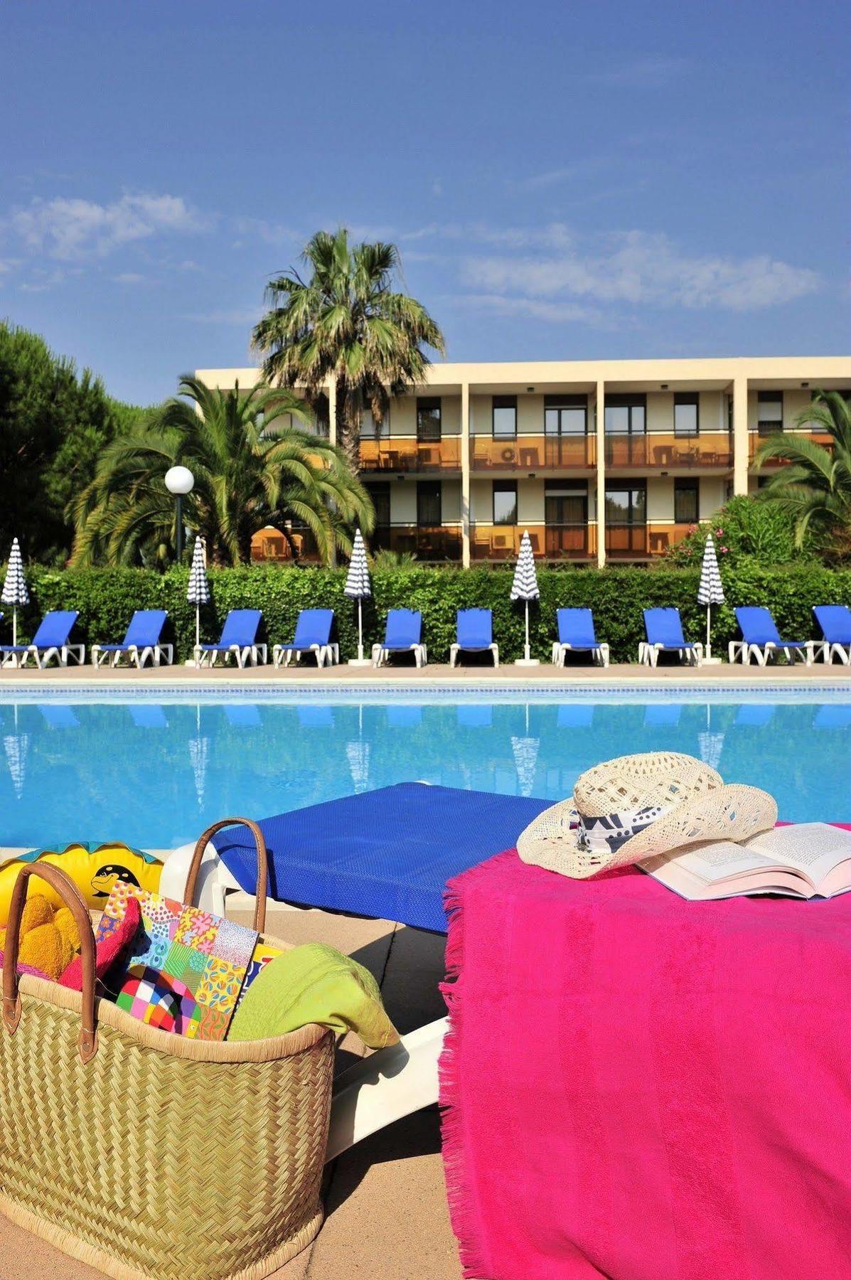 Residence Pierre & Vacances Les Jardins Ombrages Mandelieu Exterior foto